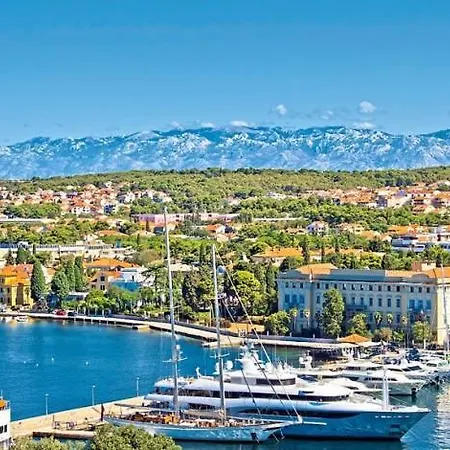 Lägenhet Basic Zadar